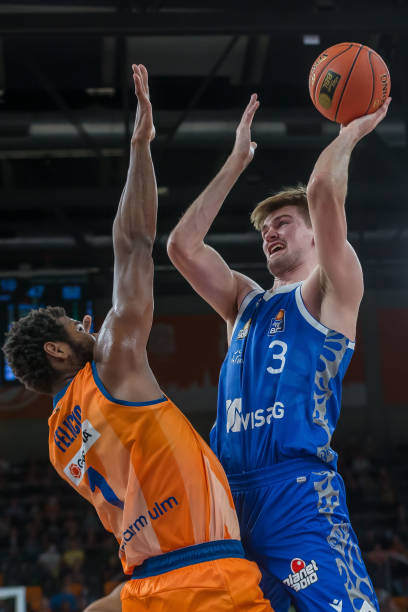 锋线球员 锋线球员